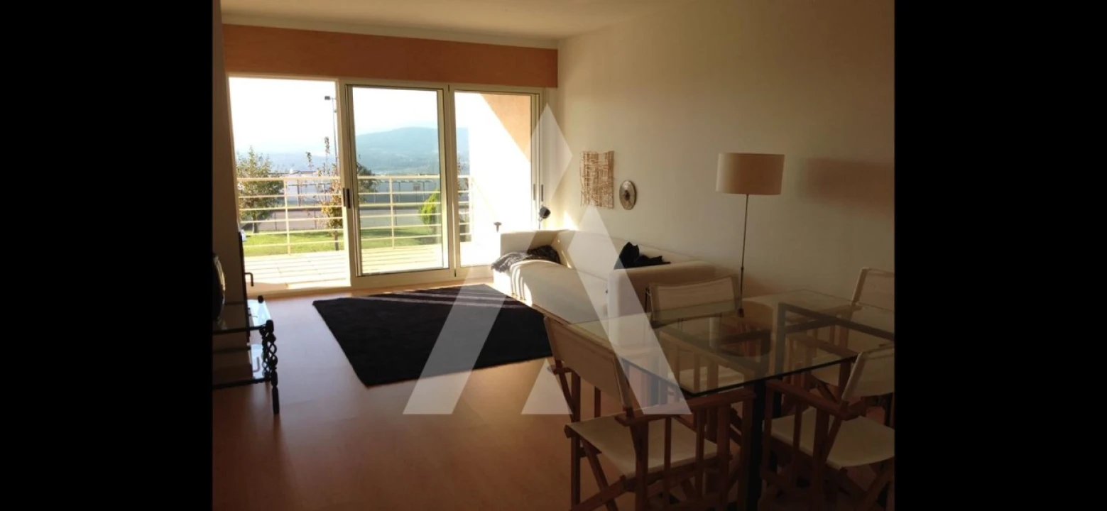 Apartamento T2 para Venda em Loivo Foto 5