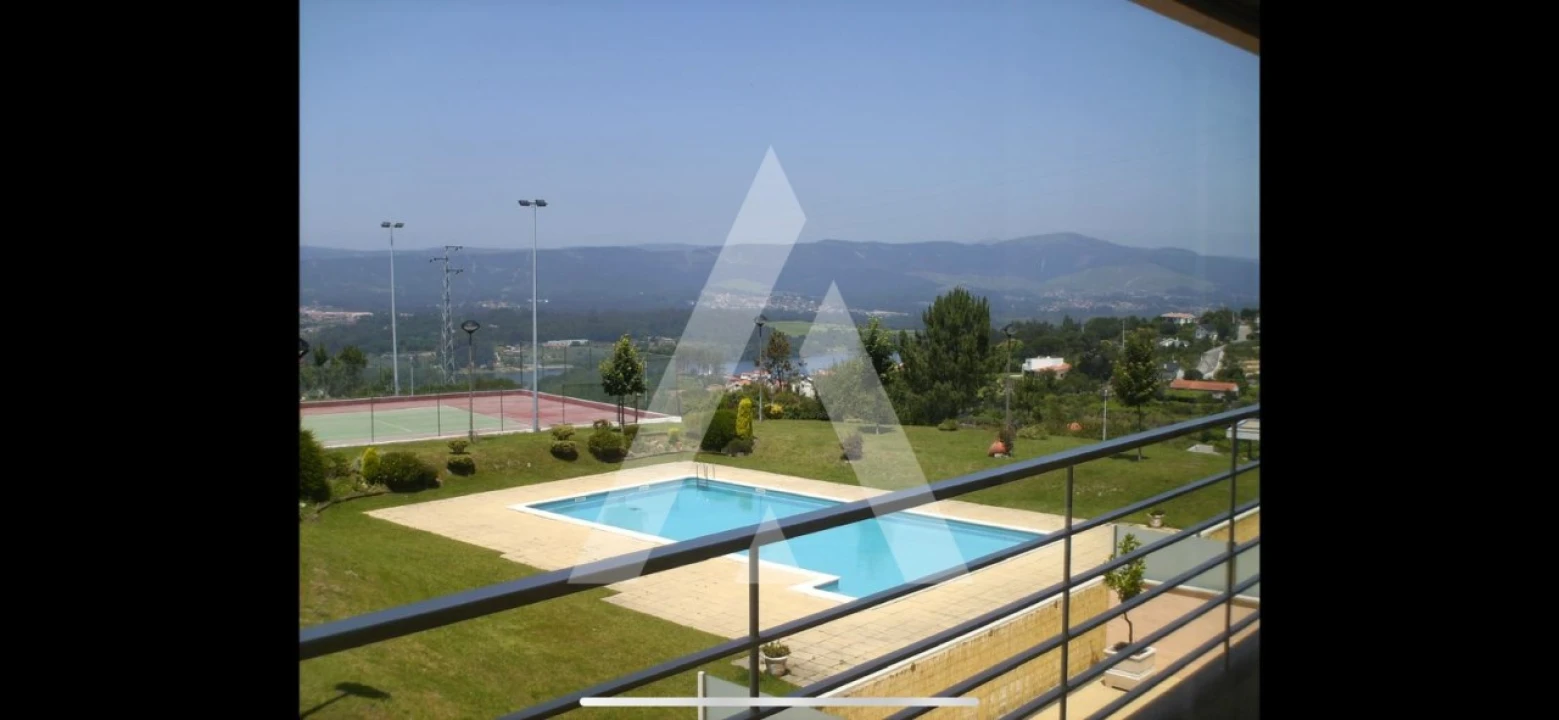 Apartamento T2 para Venda em Loivo Foto 11