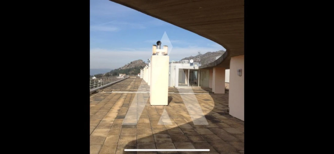 Apartamento T2 para Venda em Loivo Foto 9