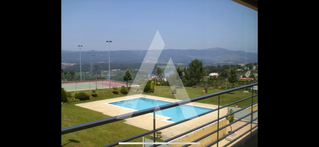 Apartamento T2 para Venda em Loivo Foto 11