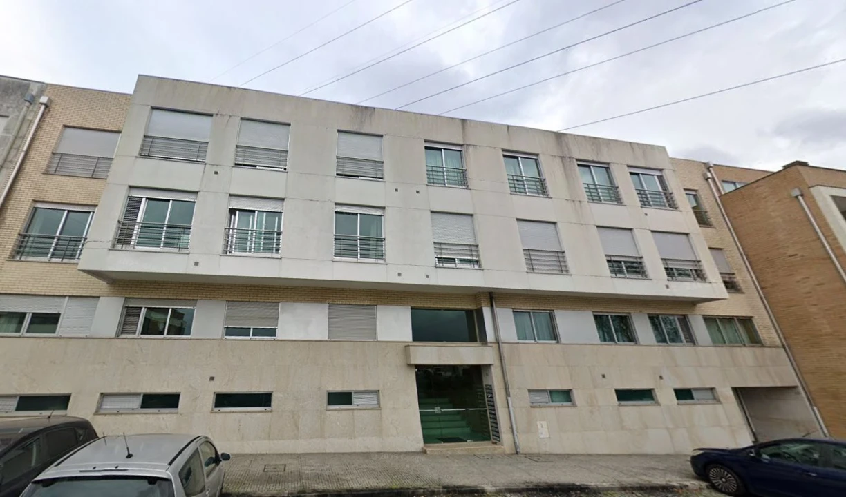 Apartamento T2 para Venda em Cidade da Maia Foto 1