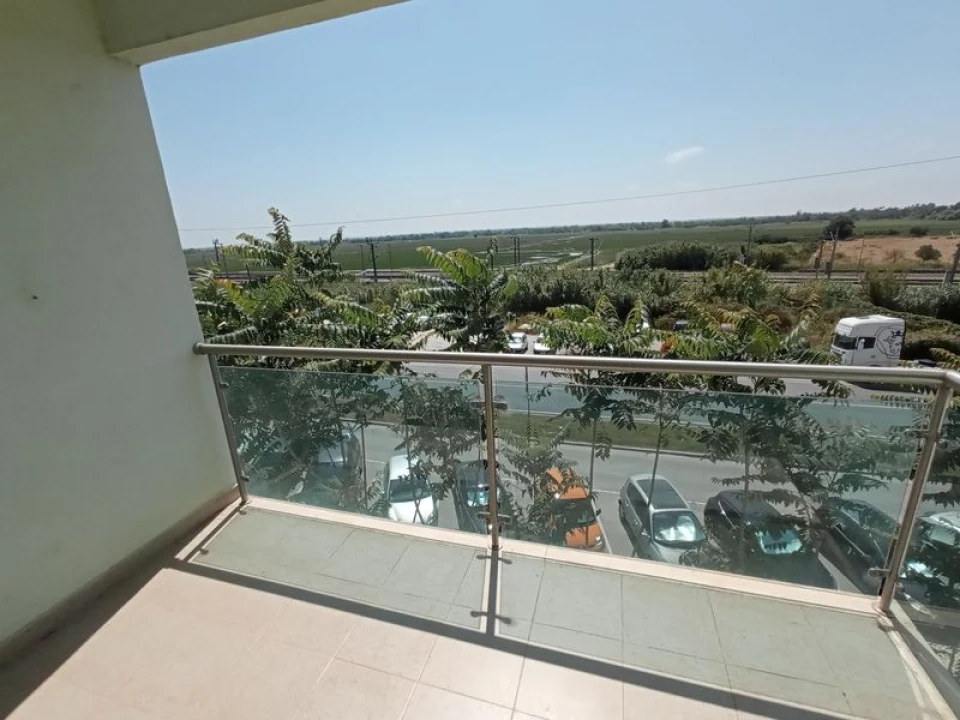 Apartamento T2 para Venda em Azambuja Foto 11