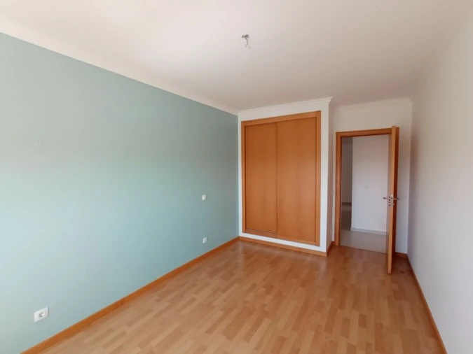 Apartamento T2 para Venda em Azambuja Foto 10