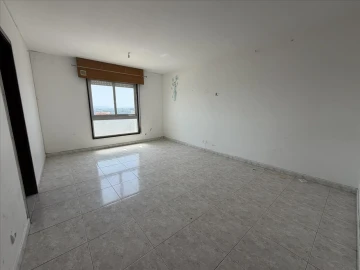 Apartamento T3 para Venda em Laranjeiro e Feijó