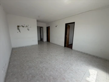 Apartamento T3 para Venda em Laranjeiro e Feijó