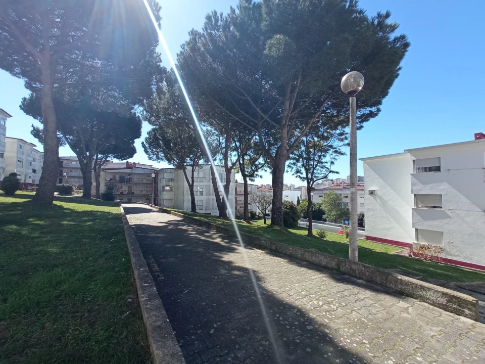 Apartamento T3 para Venda em Queluz e Belas Foto 7