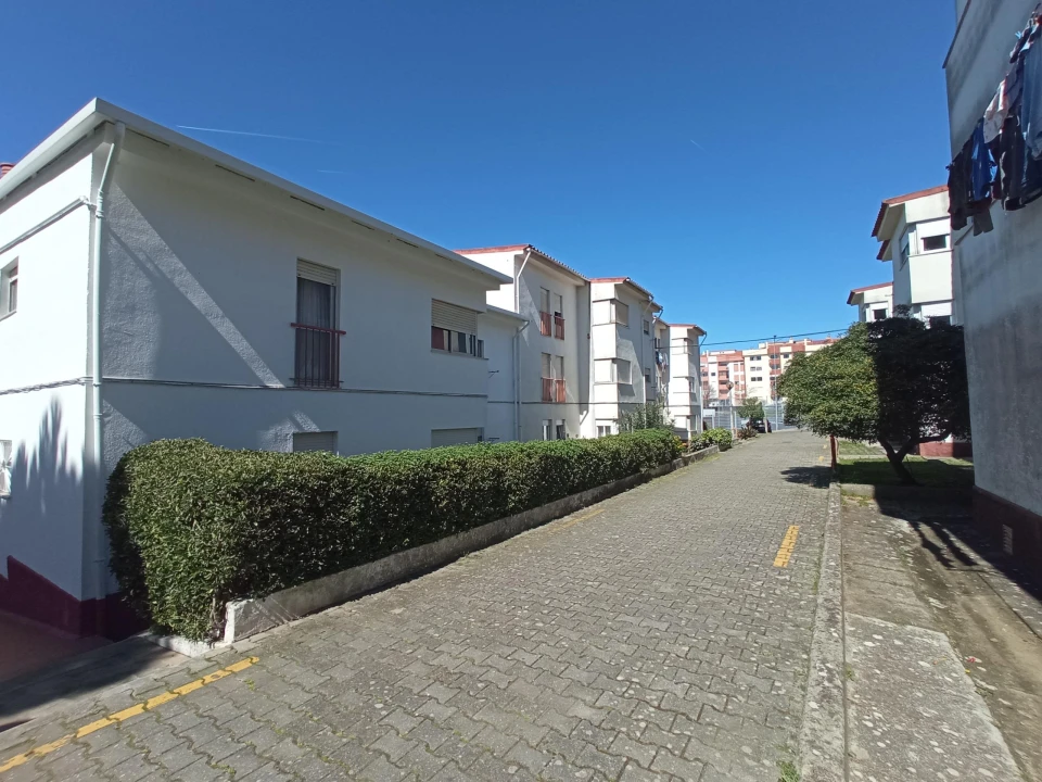 Apartamento T3 para Venda em Queluz e Belas Foto 6