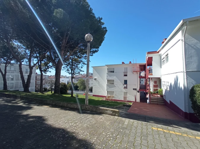Apartamento T3 para Venda em Queluz e Belas Foto 4