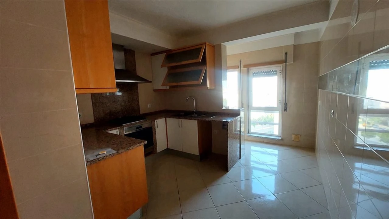 Apartamento T3 para Venda em Carregado e Cadafais Foto 7