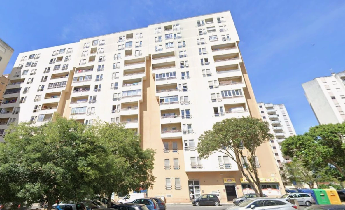 Apartamento T3 para Venda em Carregado e Cadafais Foto 4