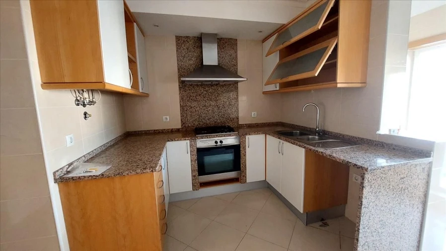Apartamento T3 para Venda em Carregado e Cadafais Foto 6