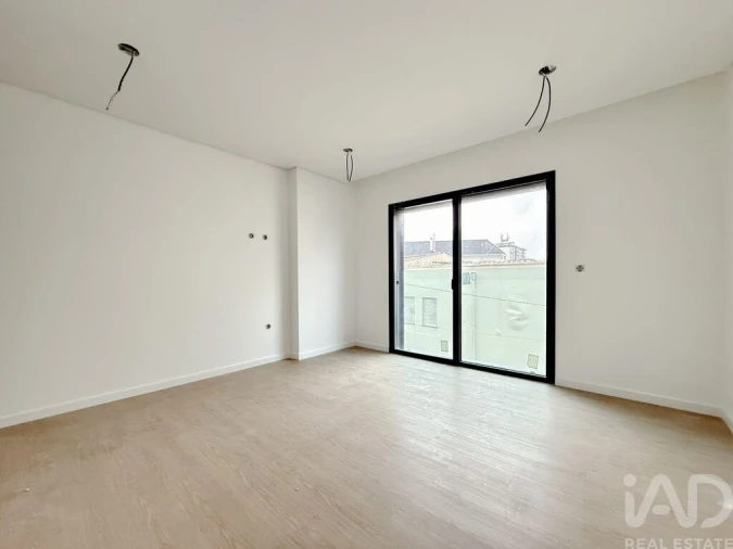 Apartamento T2 para Venda em Esgueira Foto 5