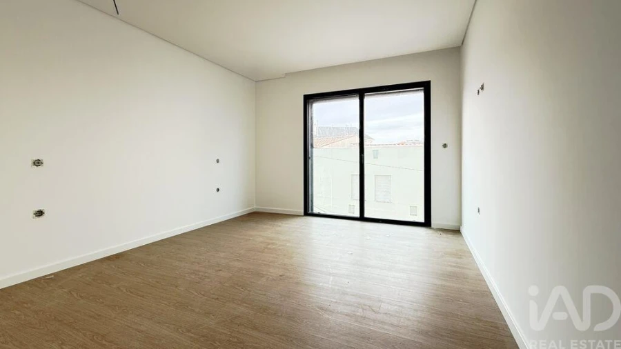 Apartamento T3 para Venda em Esgueira Foto 5