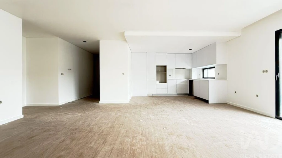 Apartamento T2 para Venda em Esgueira Foto 4