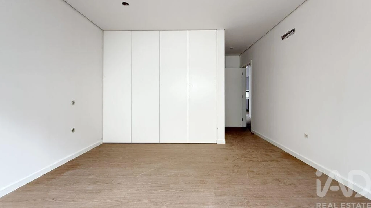 Apartamento T2 para Venda em Esgueira Foto 9