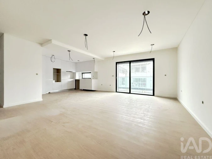 Apartamento T2 para Venda em Esgueira Foto 1