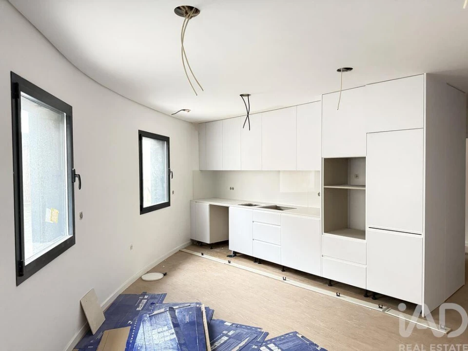 Apartamento T1 para Venda em Esgueira Foto 2