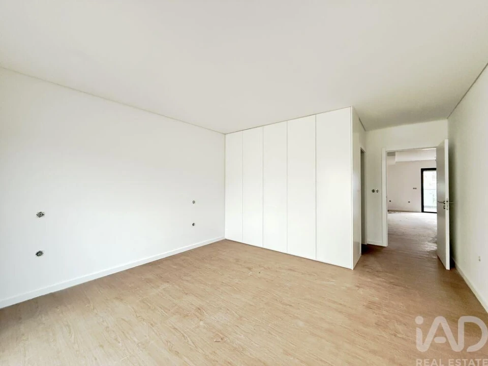 Apartamento T2 para Venda em Esgueira Foto 2