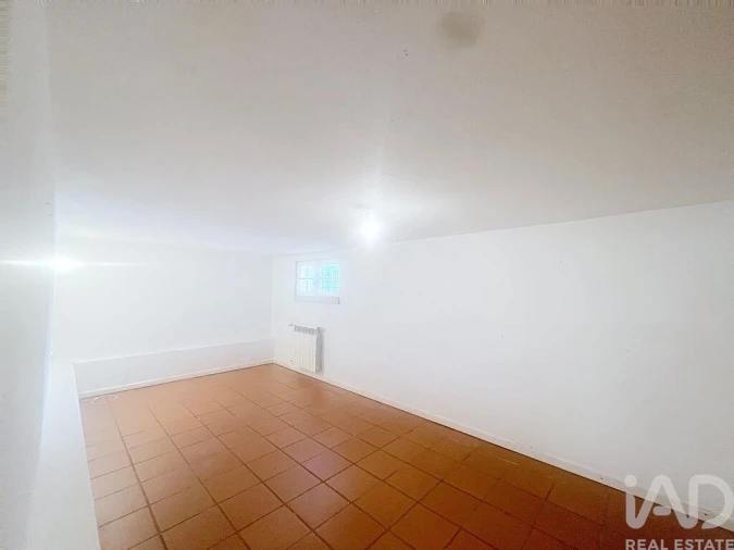 Moradia T3 para Venda em Carvoeira Foto 33