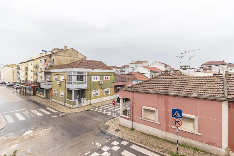 Apartamento T2 para Venda em Barreiro e Lavradio Foto 24