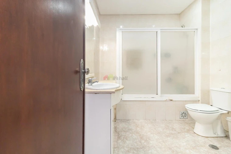 Apartamento T2 para Venda em Barreiro e Lavradio Foto 16