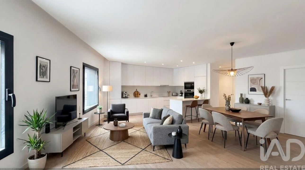 Apartamento T1 para Venda em Esgueira Foto 1