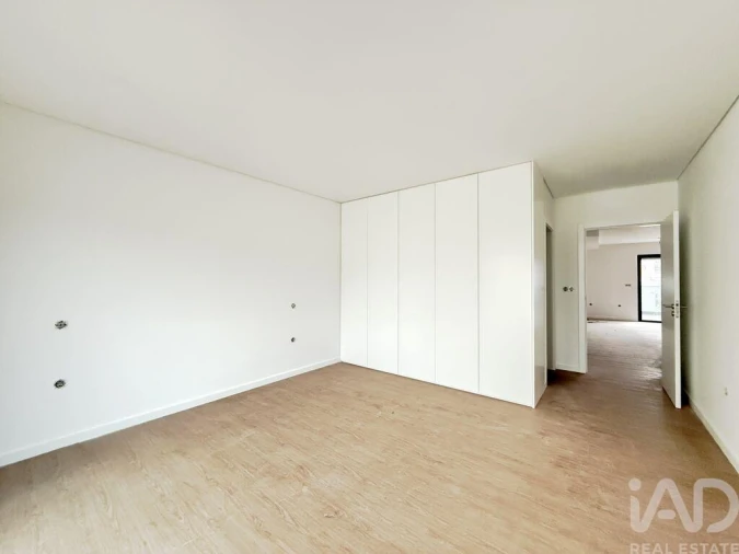 Apartamento T1 para Venda em Esgueira Foto 4