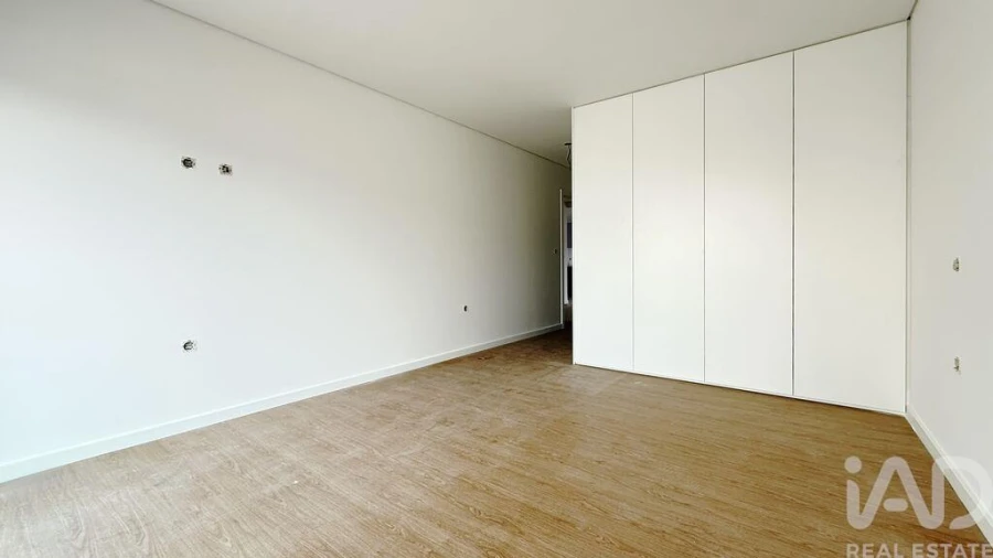 Apartamento T2 para Venda em Esgueira Foto 5