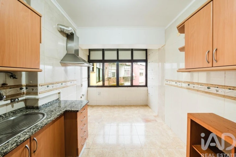 Apartamento T2 para Venda em Alverca do Ribatejo e Sobralinho Foto 1