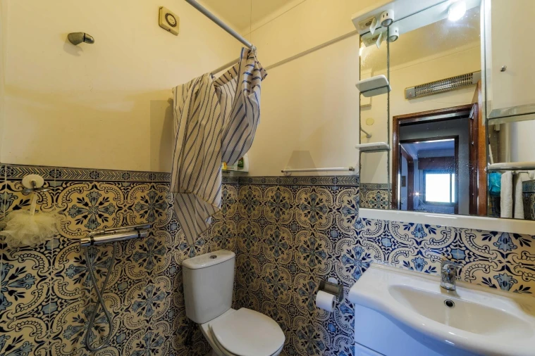 Apartamento T2 para Venda em Algés, Linda-A-Velha e Cruz Quebrada-Dafundo Foto 16