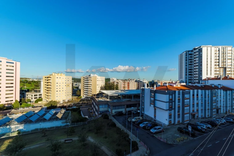 Apartamento T2 para Venda em Algés, Linda-A-Velha e Cruz Quebrada-Dafundo Foto 20