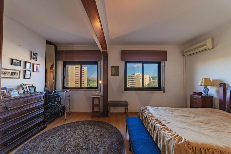 Apartamento T2 para Venda em Algés, Linda-A-Velha e Cruz Quebrada-Dafundo Foto 5