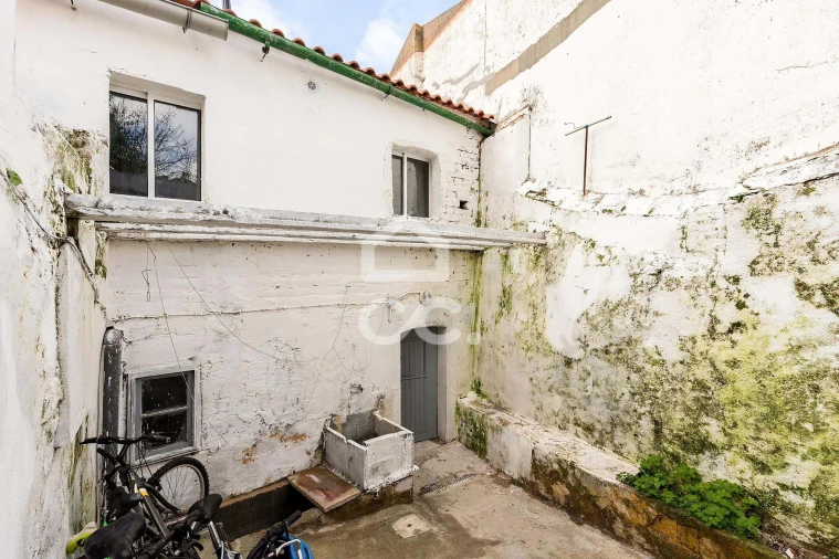 Moradia T5 para Venda em Alcaçovas Foto 6