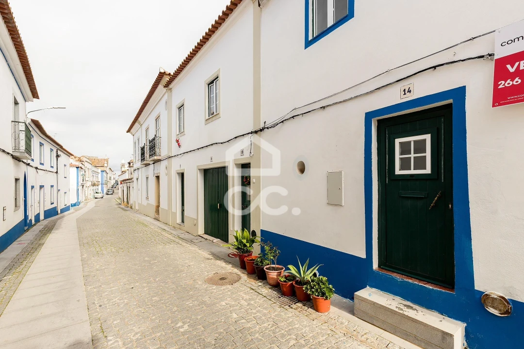 Moradia T5 para Venda em Alcaçovas Foto 26