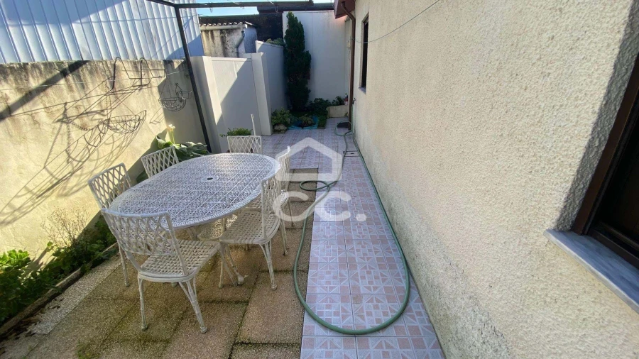 Moradia T2 para Venda em Selho (São Jorge) Foto 6