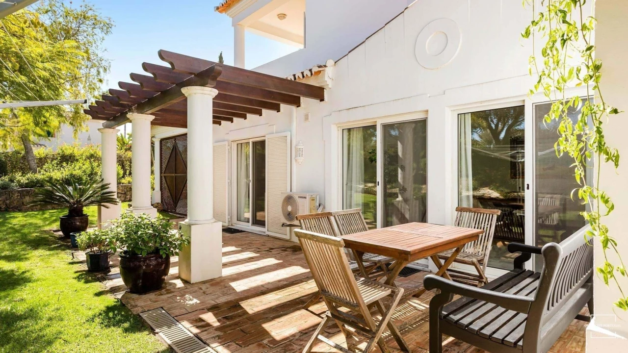 Moradia T3 para Venda em Estômbar e Parchal Foto 8