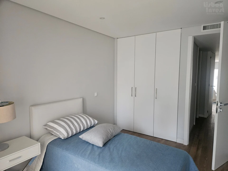Apartamento T3 para Venda em Carcavelos e Parede Foto 6