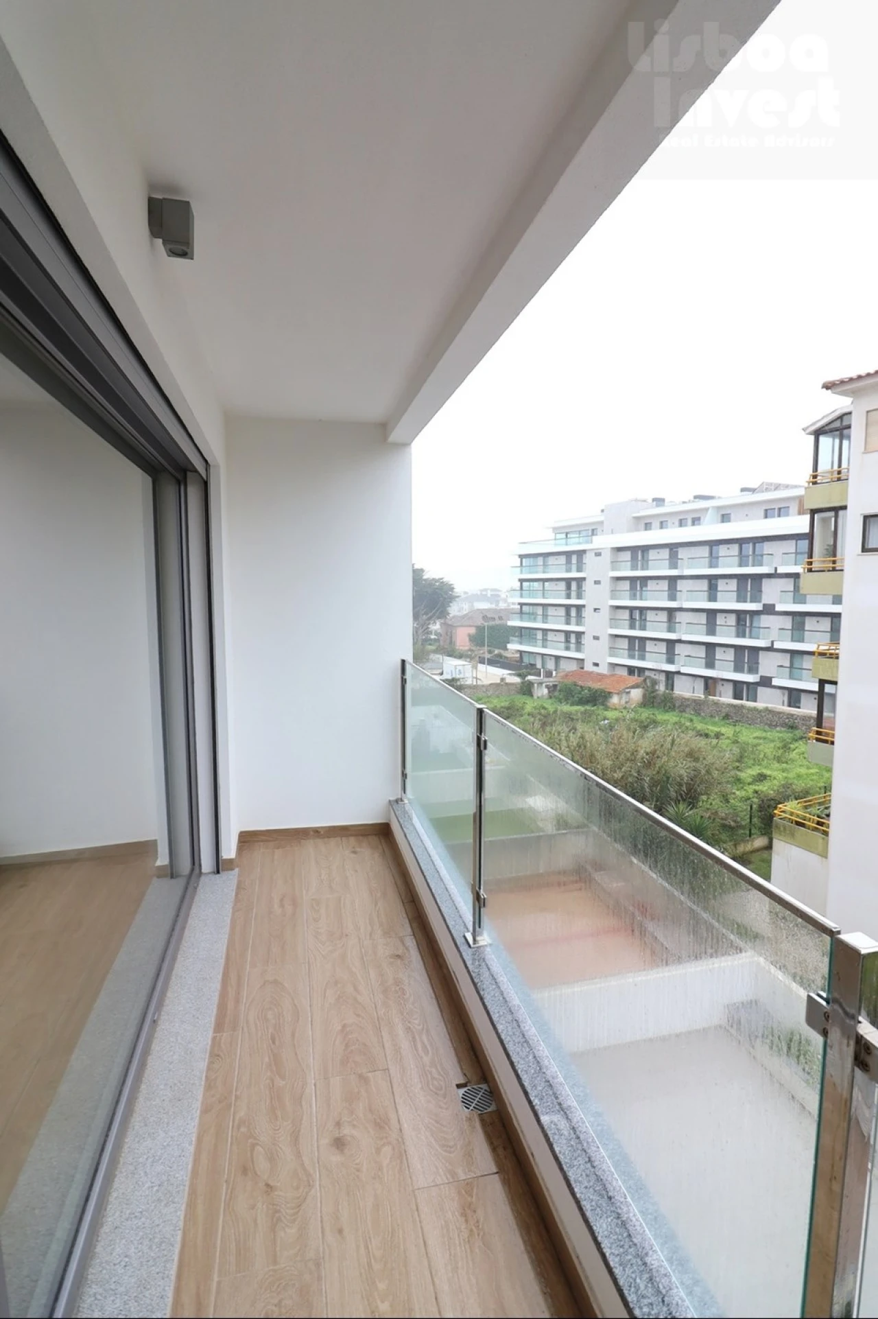 Apartamento T3 para Venda em Carcavelos e Parede Foto 12