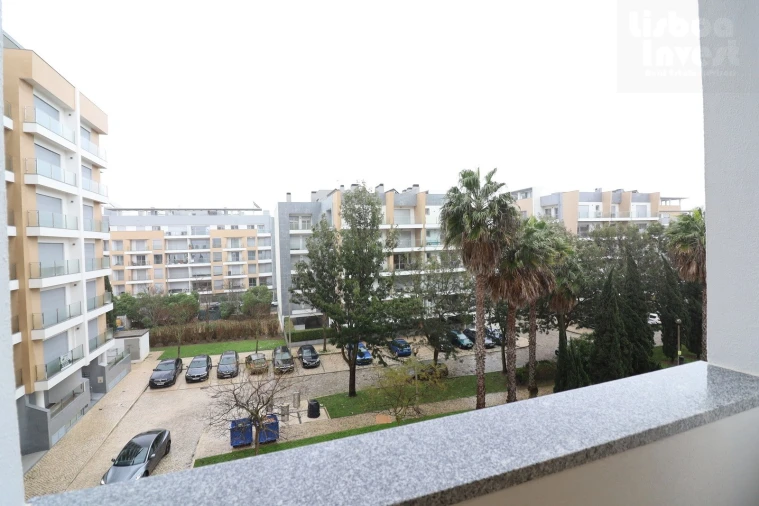 Apartamento T3 para Venda em Carcavelos e Parede Foto 19