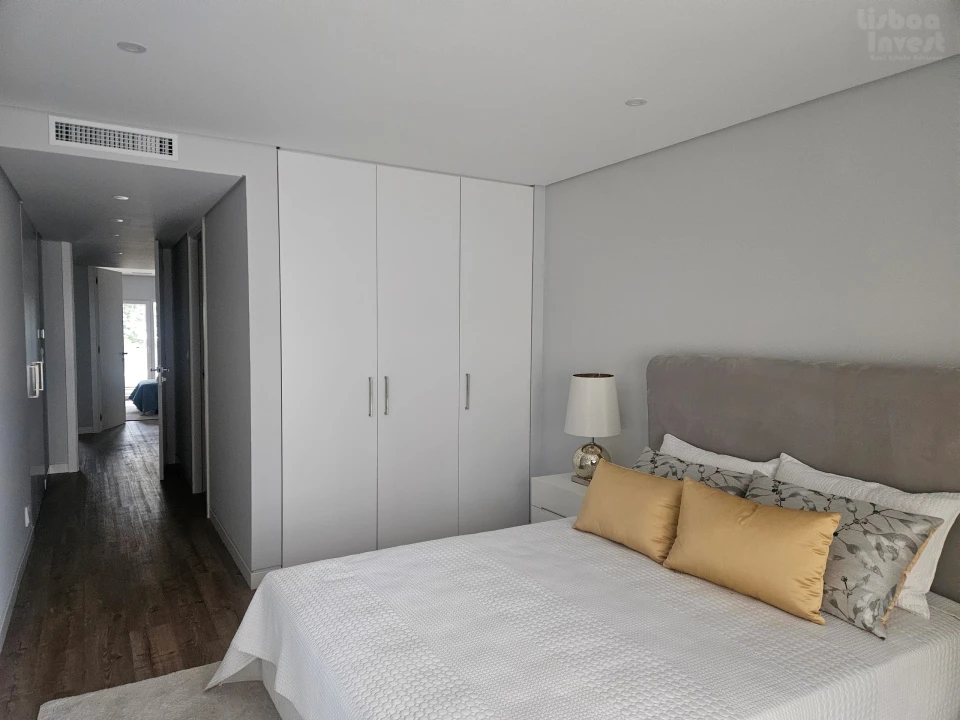 Apartamento T3 para Venda em Carcavelos e Parede Foto 4