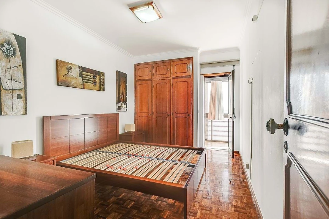 Apartamento T3 para Venda em Almada, Cova da Piedade, Pragal e Cacilhas Foto 11
