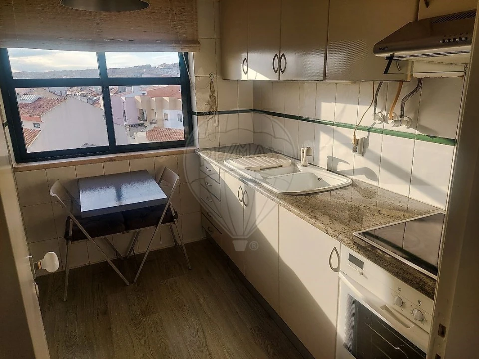 Apartamento T2 para Venda em Agualva e Mira-Sintra Foto 20