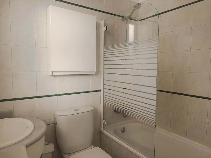 Apartamento T2 para Venda em Agualva e Mira-Sintra Foto 15