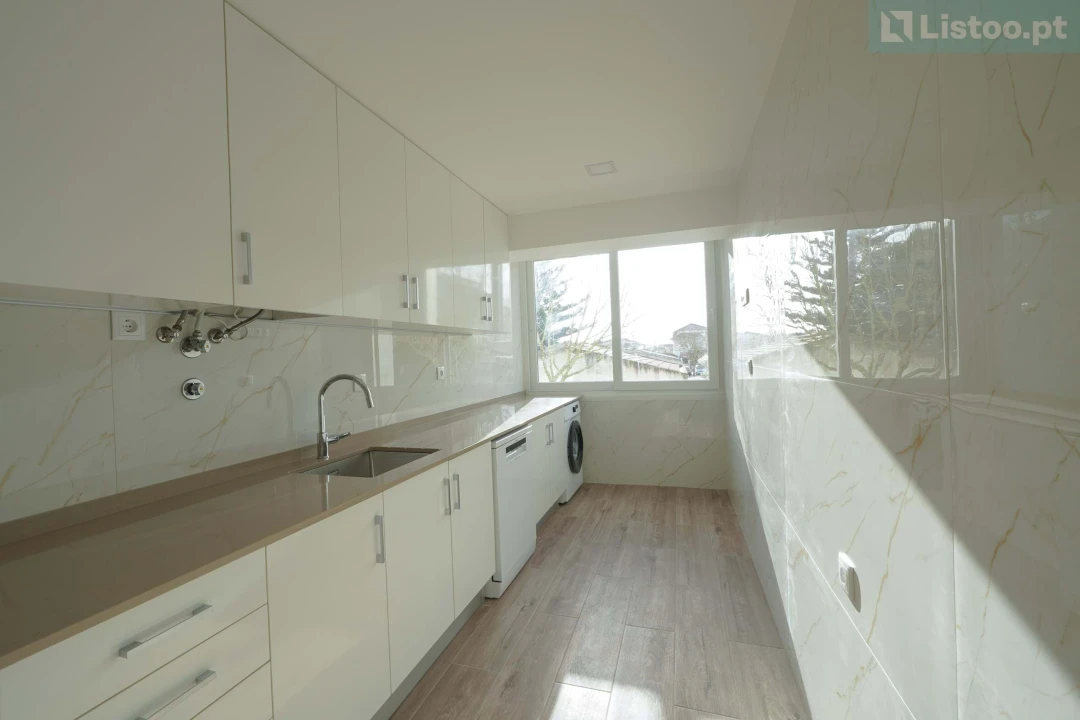 Apartamento T2 para Venda em Cascais e Estoril Foto 9