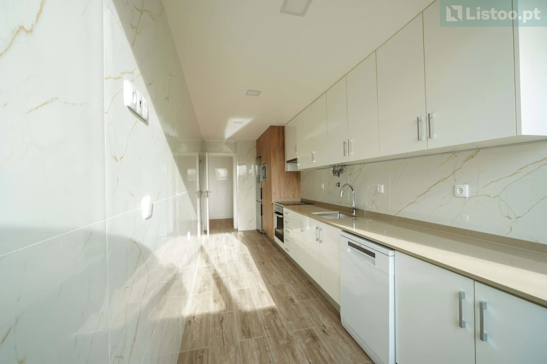 Apartamento T2 para Venda em Cascais e Estoril Foto 5