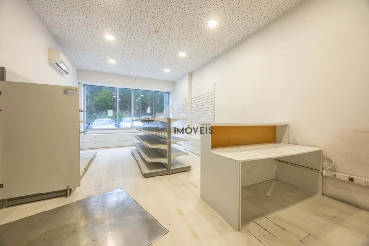 Armazém para Arrendamento em Ermesinde Foto 1