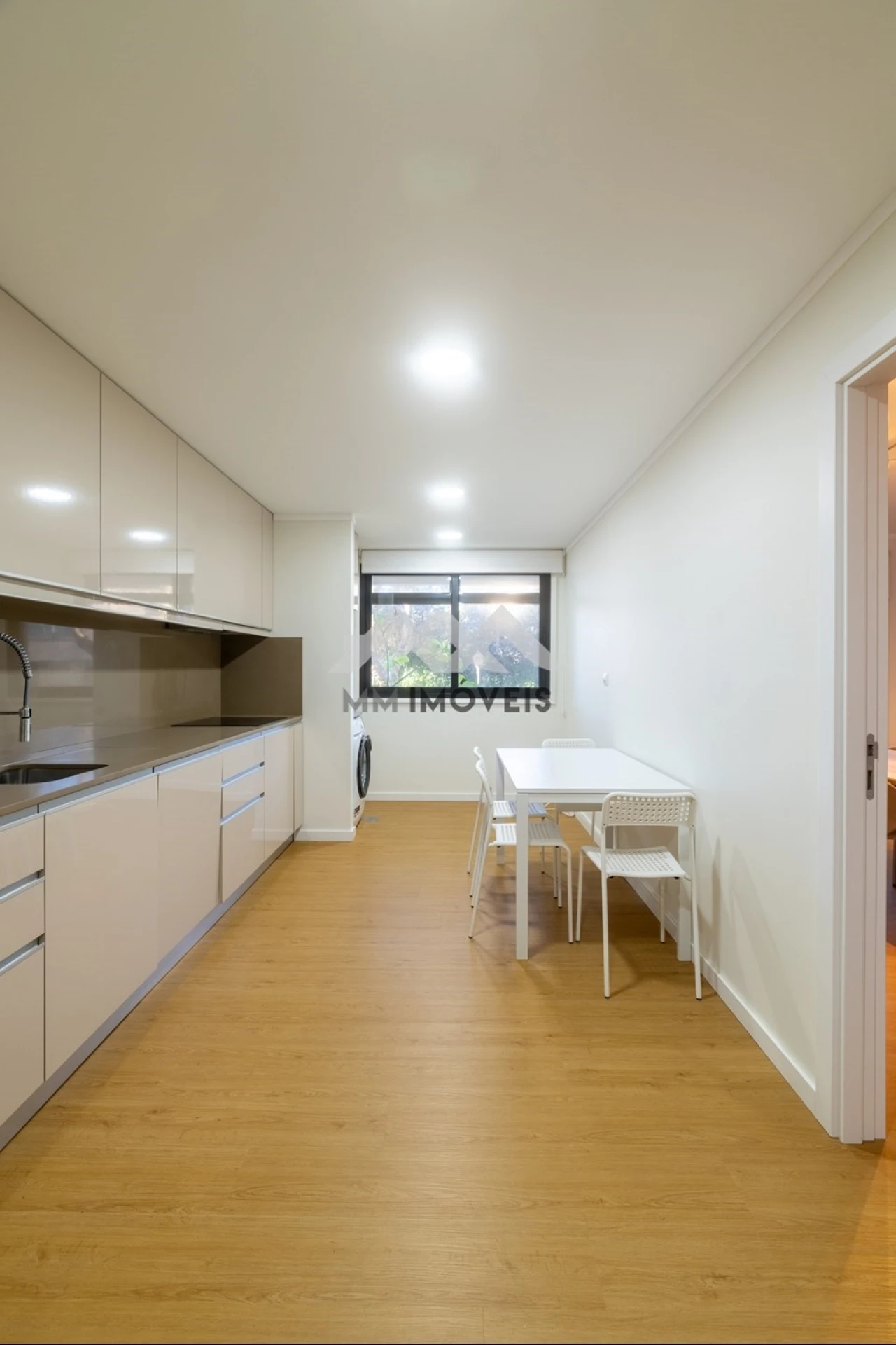 Apartamento T3 para Arrendamento em Aldoar, Foz do Douro e Nevogilde Foto 17