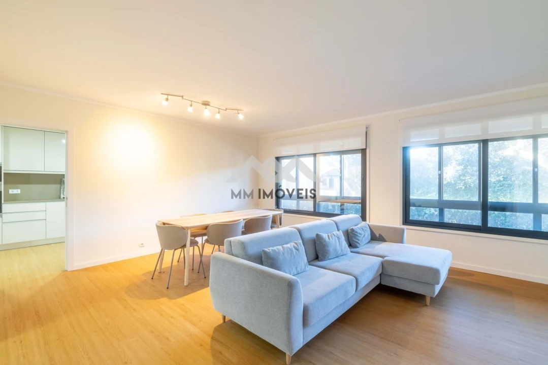 Apartamento T3 para Arrendamento em Aldoar, Foz do Douro e Nevogilde Foto 4