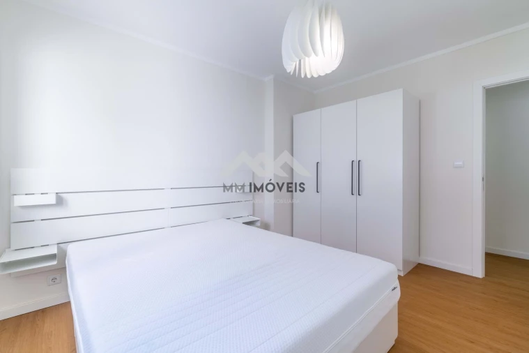 Apartamento T3 para Arrendamento em Aldoar, Foz do Douro e Nevogilde Foto 33