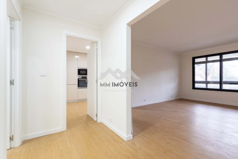 Apartamento T3 para Arrendamento em Aldoar, Foz do Douro e Nevogilde Foto 28